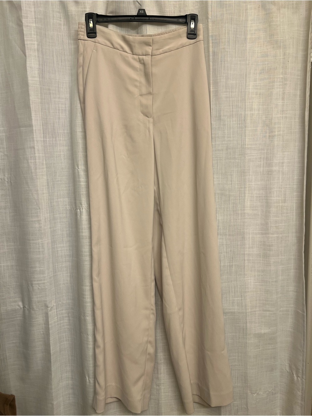 Cream / Off-White Quince Dress Pants! Sooooo airy and comfortable